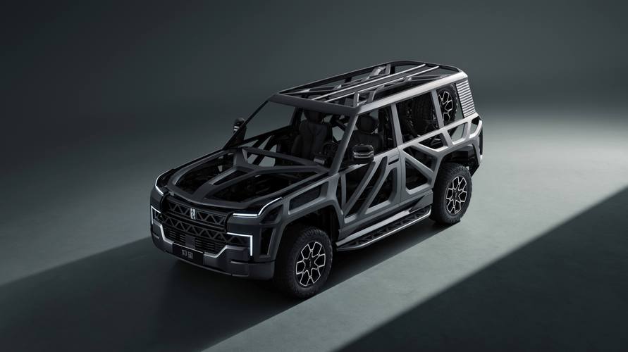 成都293仰望U8硬派越野的科技魅力，国能汽车对传统燃油车市场的冲击